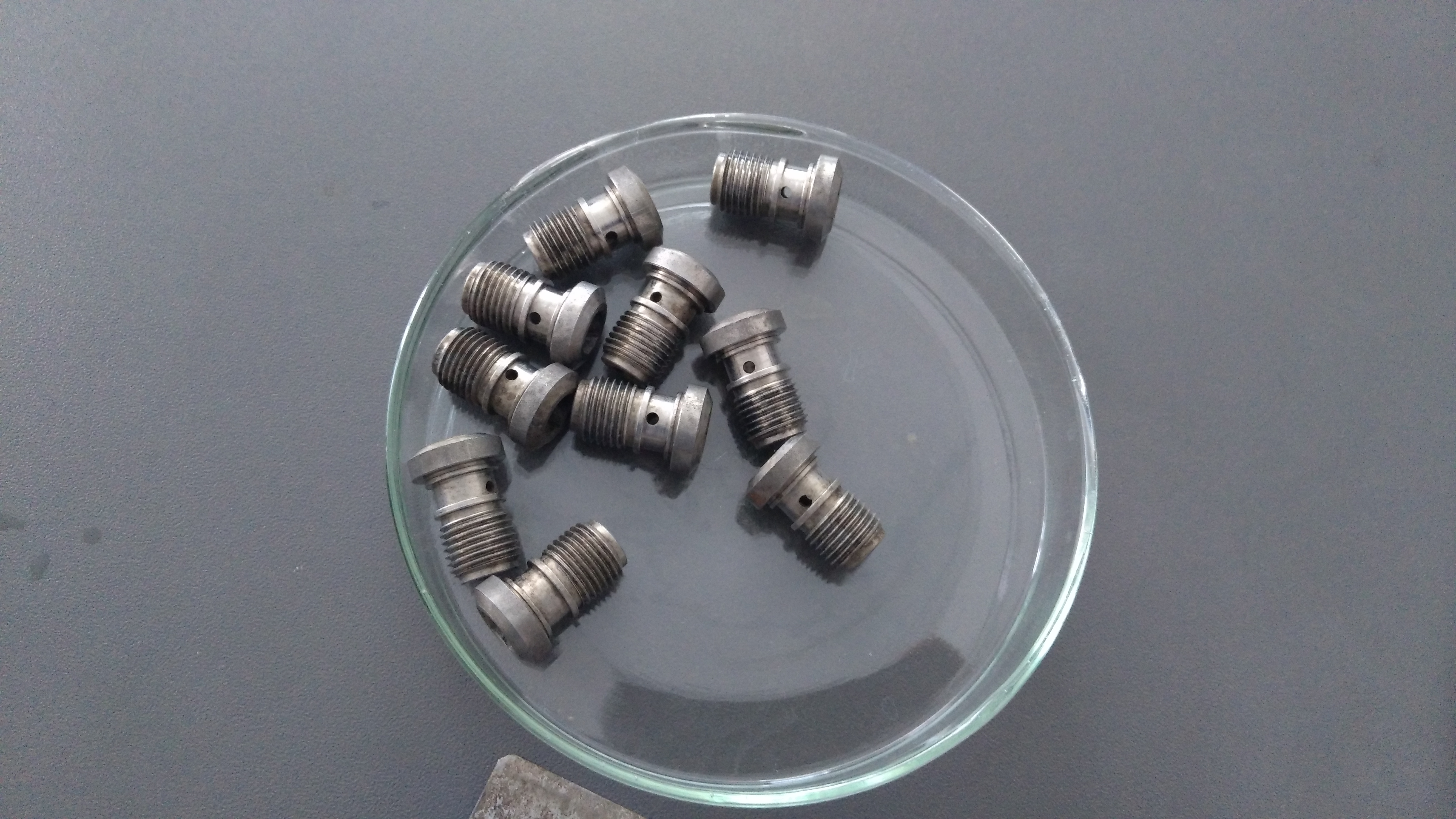 螺絲除銹后 螺絲除銹后